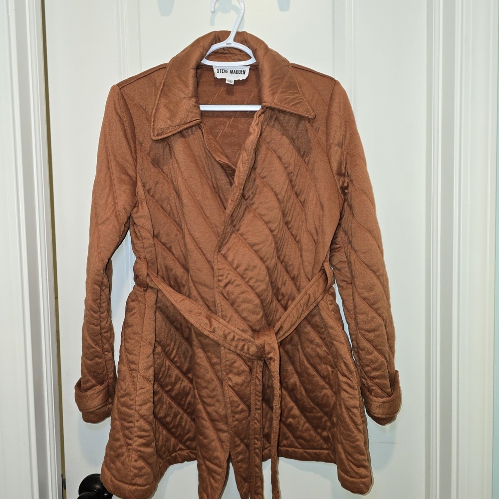 Women's Steve Madden Quilted Belted Coat in Rust‎ Color, Size Small